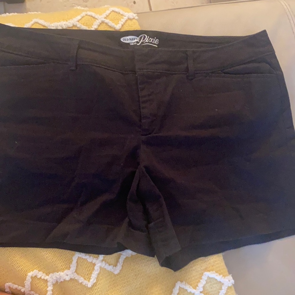 Old navy black shorts